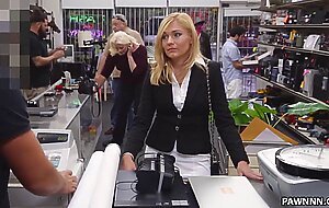 Blonde milf banged in the pawnshop - xxx pawn
