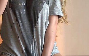 Big Boobs Blonde in Wet T-Shirt: Solo Cam Show