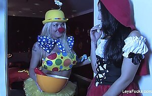 Leya Falcon's Wild Lesbian Fuck