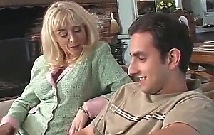 Hot milf desperately wants to be fucked