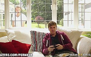 milf leigh darby fucks 's friend - brazzers