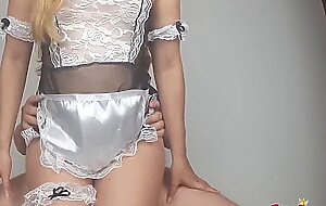 He Came inside his latin Maid !!