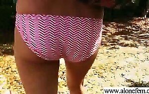 Amateur girl please herself on camera vid-20