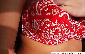 Amateur girl please herself on camera vid-20