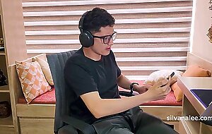 The sexy and hot Colombian milf Silvana Lee fulfills the dream of a guy with a big cock Pipe Boy