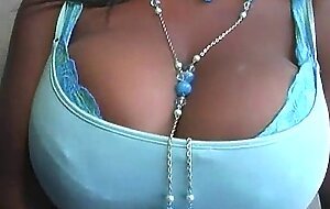 Cute amateur black girl sucks off big white dong