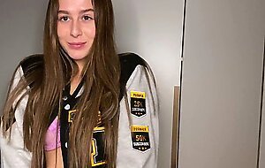 Hot College Girl Was So Horny That She Could Not Resist And Came