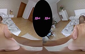 Petite Teen Lady Bug Comes With A Butt Plug Craving For Fuck