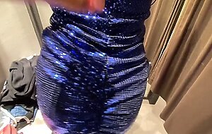 Choosing NY`s clothes ends with big cumshot on tits