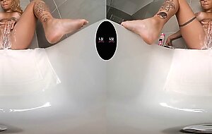 Katerina Kalista shaves her Pussy