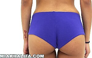 MIA KHALIFA - I Invite You To Check Out A Closeup Of My Perfect Arab Body