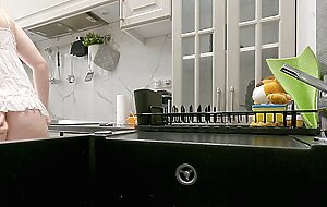 Big Ass Big Tits Pantiless Tight Pussy Girl in the Kitchen talks about Sex & her Experience in Club