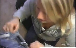 Girl sucks bf in real home video