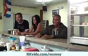 Smooth guy pays amateur chick for sex 3