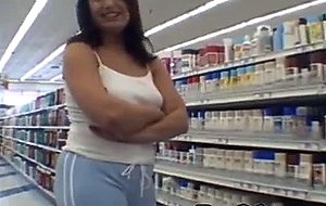Blowjob Giveaway At The Supermarket