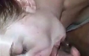 Amateur milf giving an amazing bj