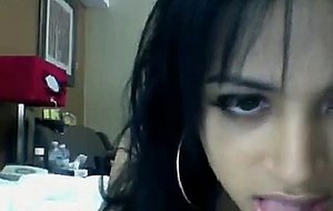 Butty ts doll webcam solo