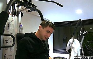 Sporty latina Kristina with adorable big boobs