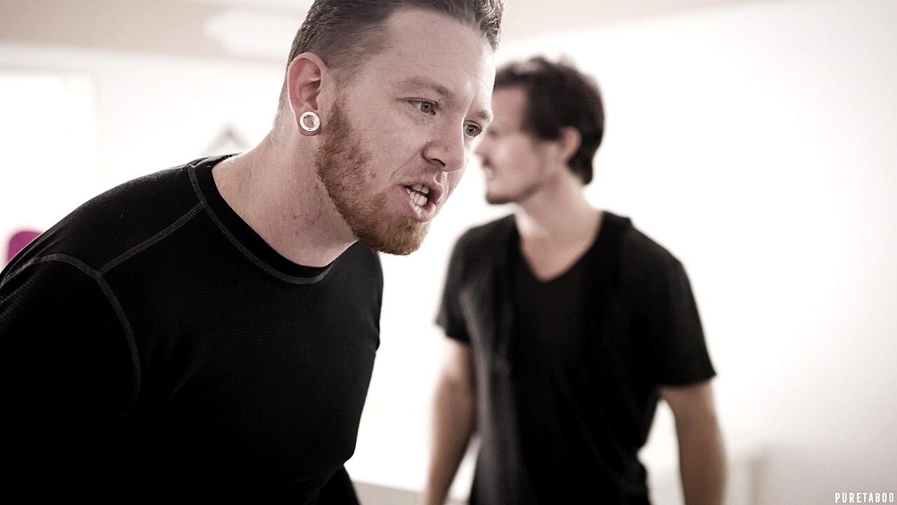 Hot Housewife Candice Dare Gets Her Twat Banged By Two Guys To Get A Creampie Double-Penetration, Groupsex, Maid, Reality