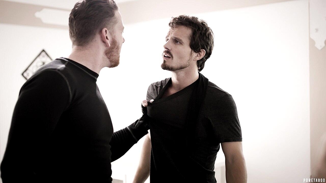 Hot Housewife Candice Dare Gets Her Twat Banged By Two Guys To Get A Creampie Double-Penetration, Groupsex, Maid, Reality