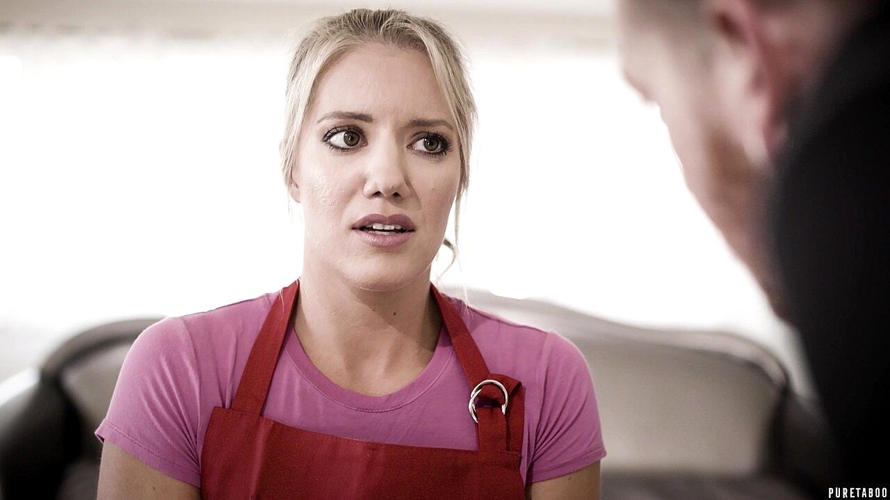 Hot Housewife Candice Dare Gets Her Twat Banged By Two Guys To Get A Creampie Double-Penetration, Groupsex, Maid, Reality