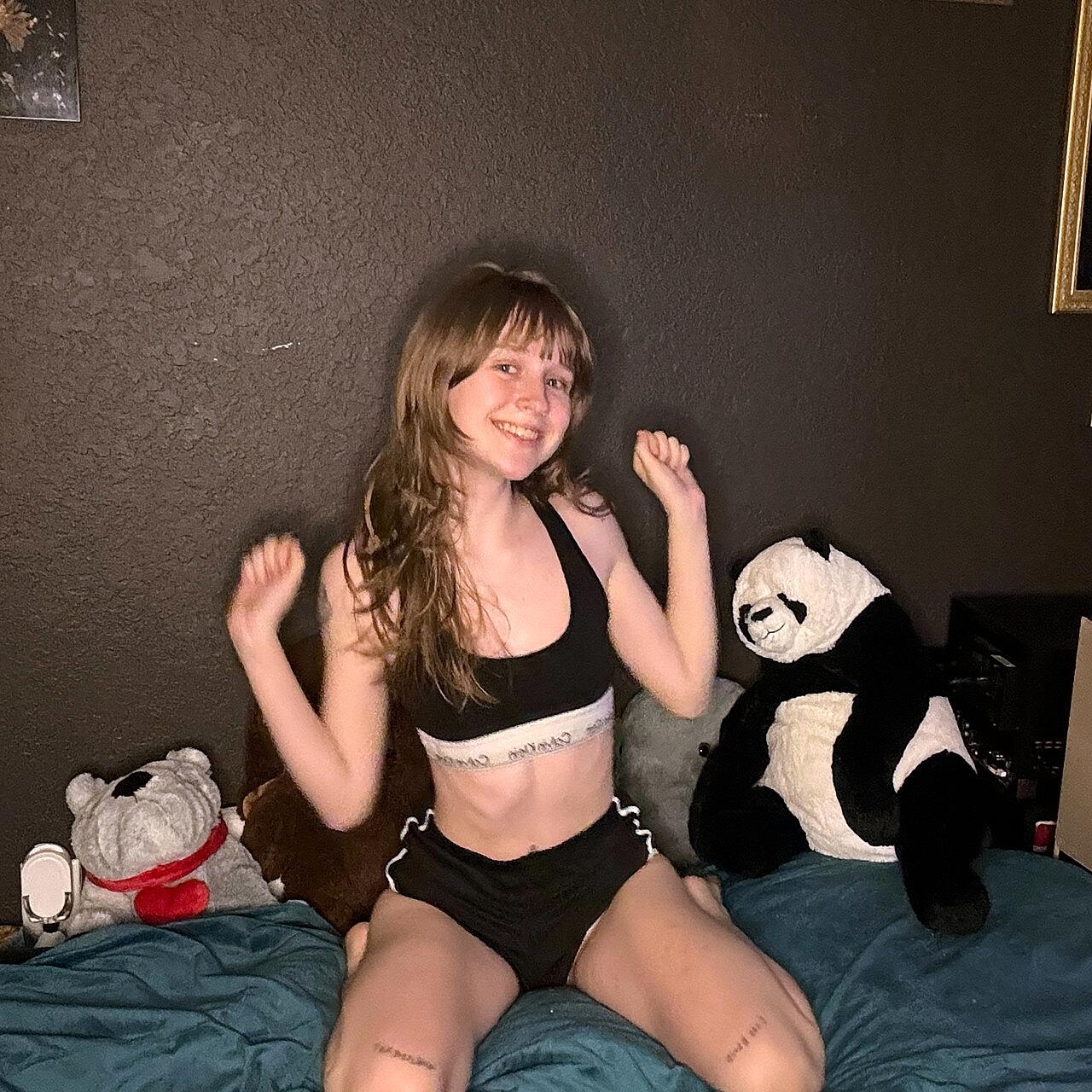 Adorable Amateur Babe Teensy Bella Posing In Her Black Outfit In A Solo Amateur, Natural-Tits, Selfie, Sexy, Teen
