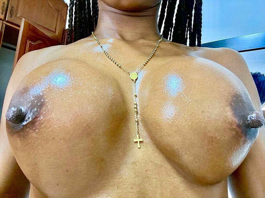 Artemis Moon Official Aria Moon African, Amateur, Big-Tits, Ebony, Natural-Tits