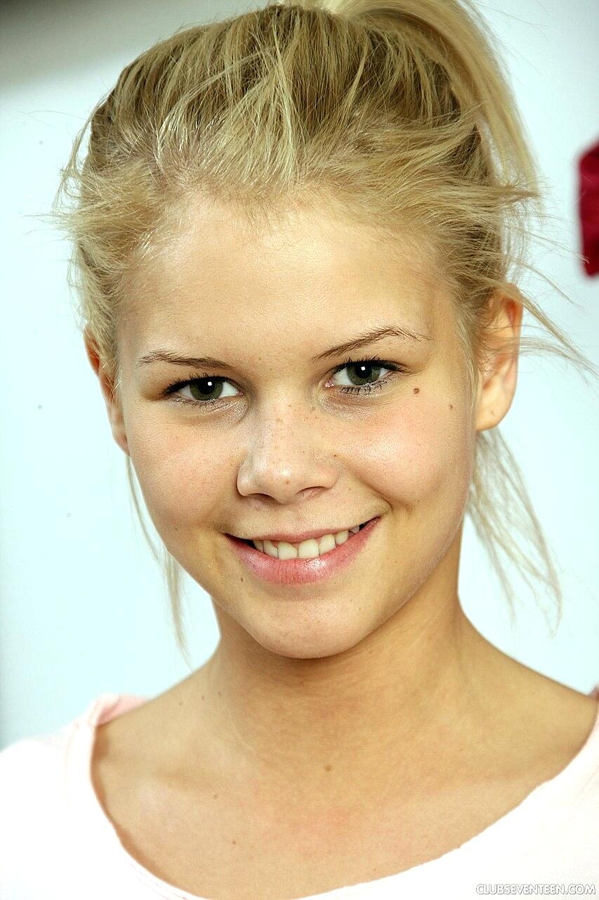 Cherry Pinks Big Tits & Wet Pussy Blonde Teen Cherry E Exposes Her Hot Muff And Toys It In The Locker Room Beautiful, Face, Petite, Spreading