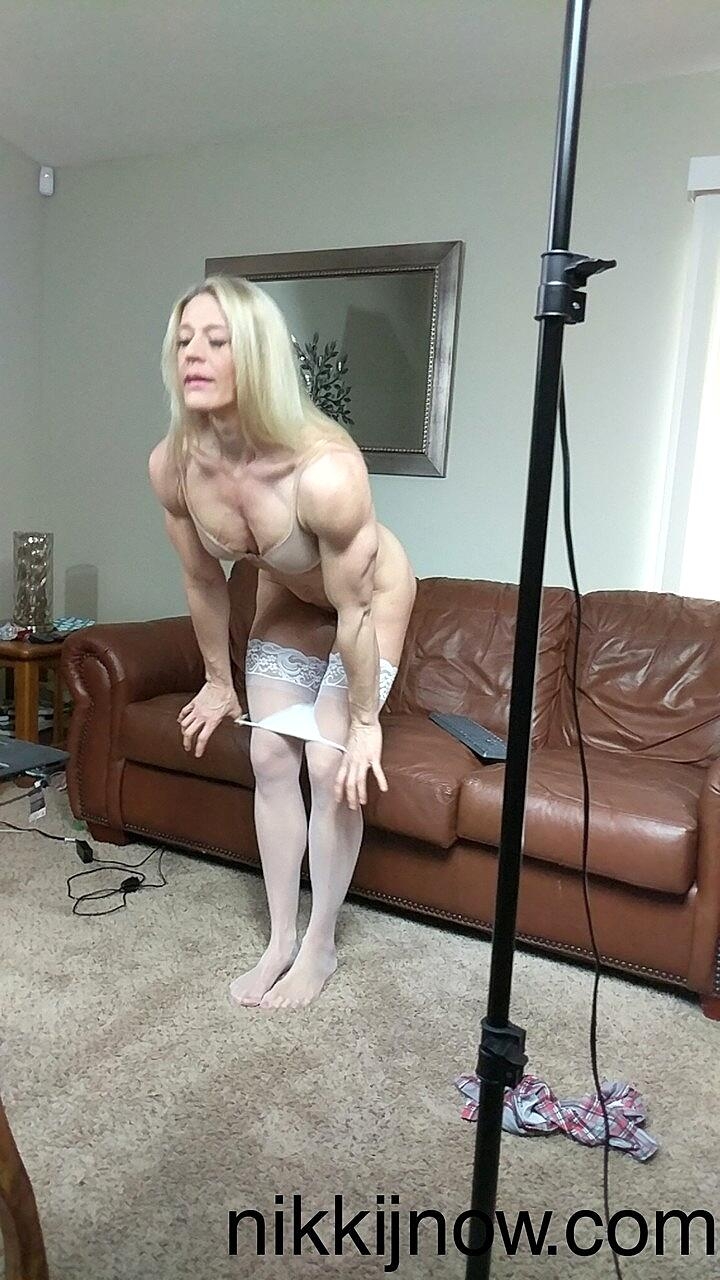 Blonde Bodybuilder Amazon Nikki Takes Off Her Little Skirt & Panties Amateur, Ass, Milf, Sports, Tall