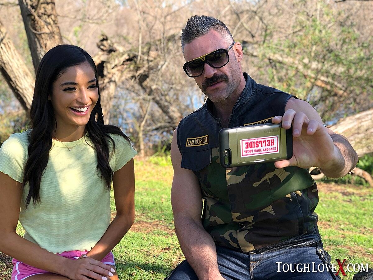 Teen Girl Emily Willis Gets Banged On A Bed After Sucking Cock In The Outdoors Doggy-Style, Fetish, Hardcore, Shorts