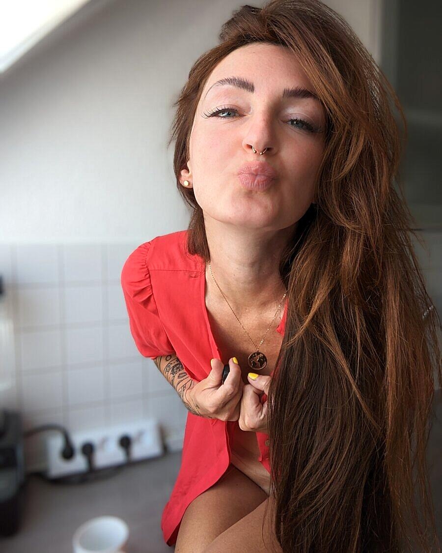 Pretty Redhead Lara Lauren Doffs Her Shirt And Teases In Sexy Red Panties Amateur, Kitchen, Lingerie, Panties, Redhead